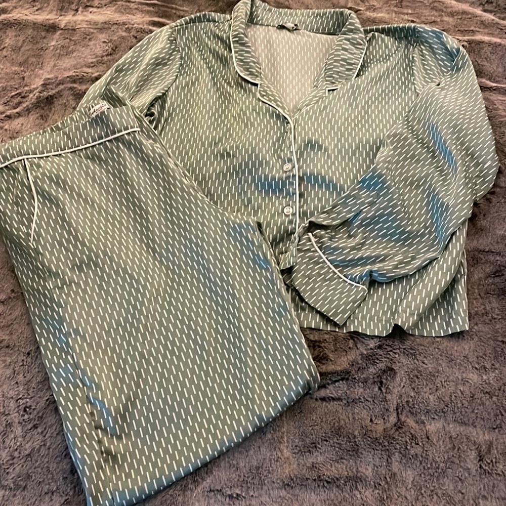 Splendid pajama set